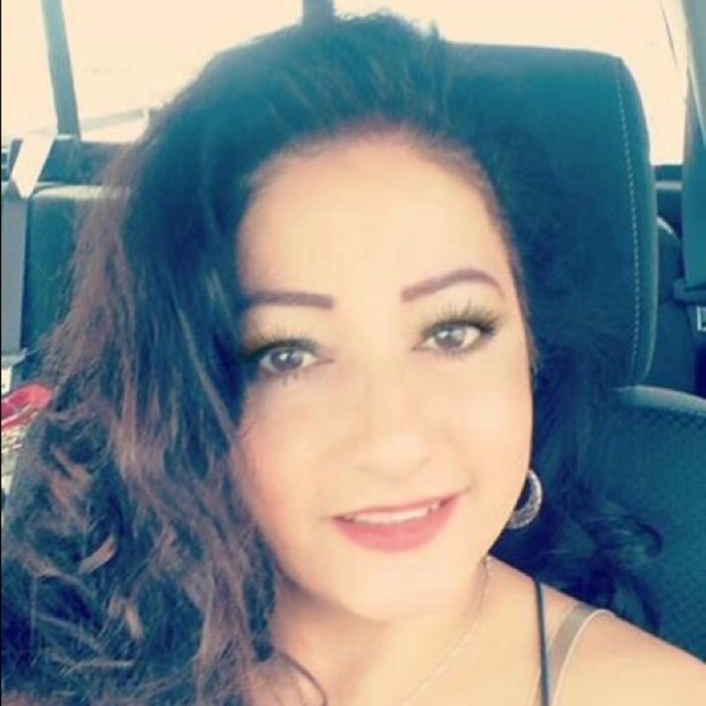 Meet your Posher, Sylvia